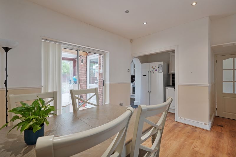 Main Avenue Totley Rise